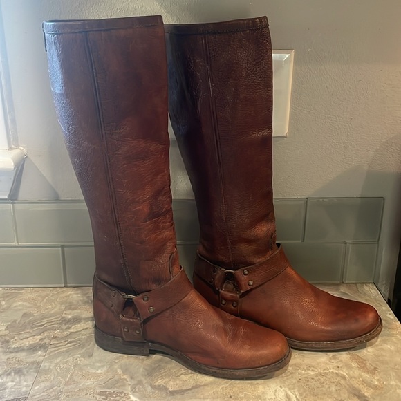 Vintage Frye Women’s Leather Boots Phillip Harness Tall Size 7 Cognac - Picture 3 of 13